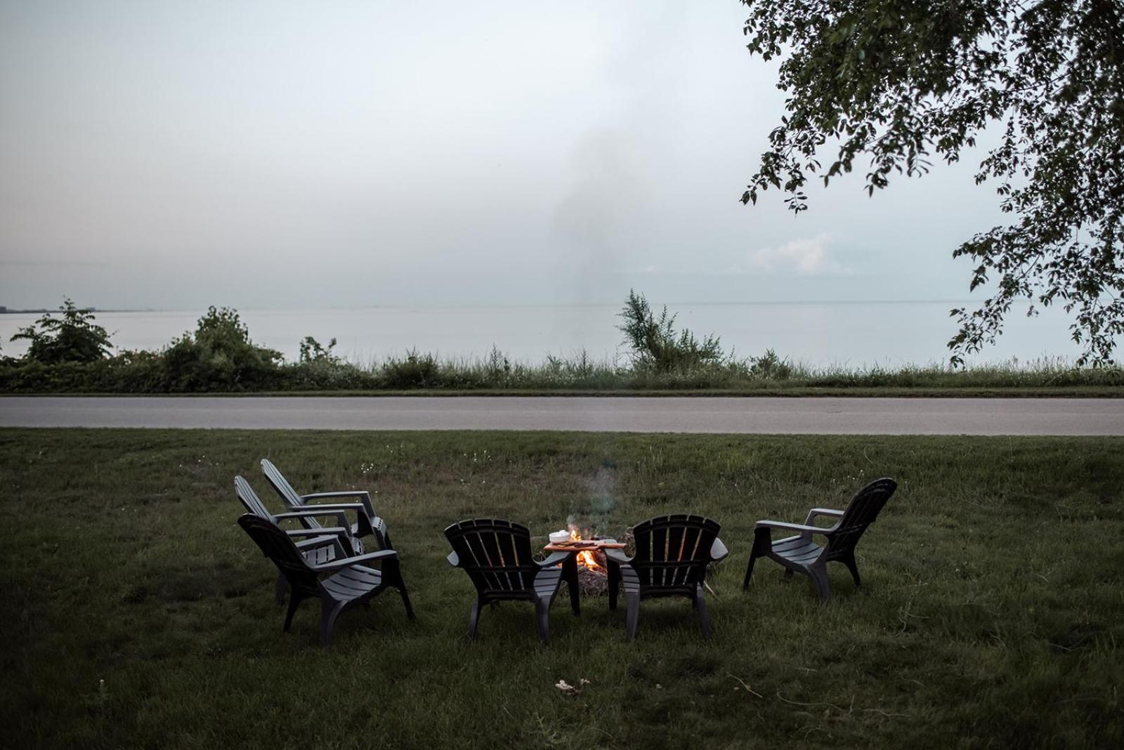 Hamilton'S Stunning Lake Views! Modern Open Concept Hottub,Firepit, 3Br Apartment Luaran gambar